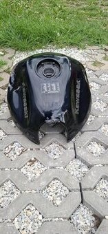 Predám Nádrž - Kawasaki z1000