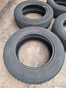 Predám zimné pneu NOKIAN 195/65 R15