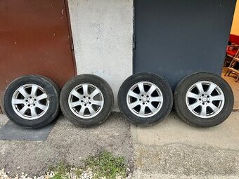 Zimné gumy 235/65 R17 + disky originál Mercedes