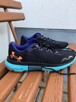 NIKE  / OAKLEY / UNDER ARMOUR