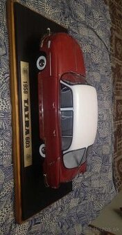 Predám tatru 603 od modelára 1:8 deagostini..