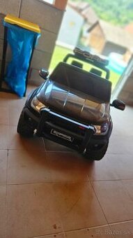 Predam elektricke auticko Ford