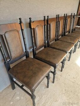 Jedálenské stoličky