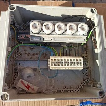 Rozvodnica zásuvková