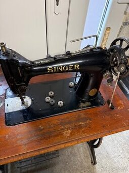 Singer starožitný šijací stroj