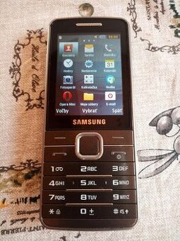 Samsung GT-S5611