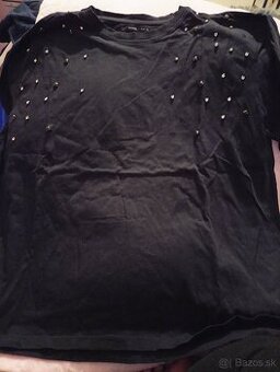 Menší balík tričiek