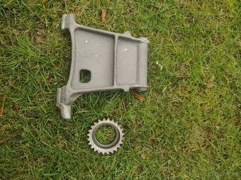 Originálne diely Jawa 350 OHV / SV – Stojan a matica výfuku