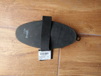 kefa, bič, ostrohy, show pad, rajtky