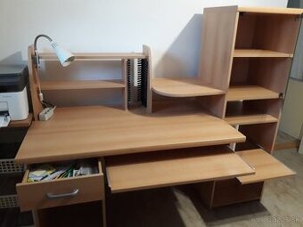 Kancelársky pc stôl