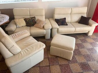 Kožena sedacia suprava. Nie je roztahovacia