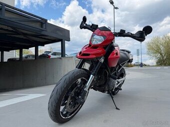 Ducati Hypermotard 796