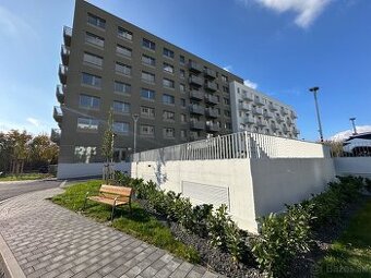 Garážové státie počas dovolenky, 10 min pešo BA letisko - 1