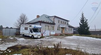 REZERVOVANÉ - Stavba s veľkým pozemkom vhodná na komerčné vy