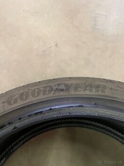 Predám goodyear eagle f1 R19