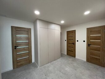 NOVINKA-MODERNÝ, KRÁSNY 4IZBOVÝ BYT S LOGGIOU