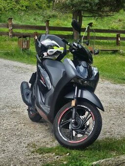 Honda sh šport