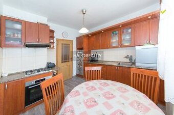 HALO reality - Predaj, päťizbový rodinný dom Bratislava Vrak