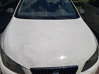 Kapota Seat Ibiza IV (6j)