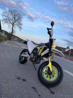 Husqvarna 701 sm 2022 A2