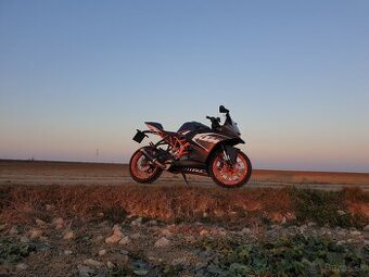 Ktm rc 125 - 1
