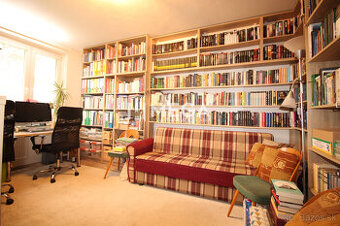 NA PREDAJ: 3-izbový byt s garážou, Košice – Dargovských Hrdi