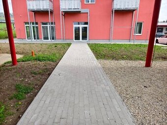 Prenájom priestorov na podnikanie - 1