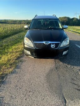 ŠKODA ROOMSTER