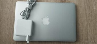 MacBook Air (11-inch, Late 2010)