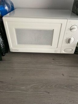 Mikrovlnka Goldstar