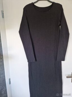 ÚPLETOVÉ ŠATY    XS/S - darujem