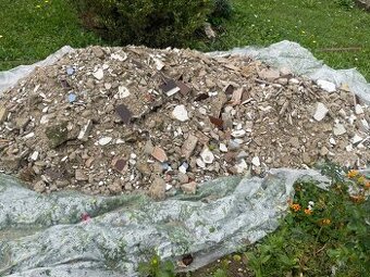 Darujem suť za odvoz