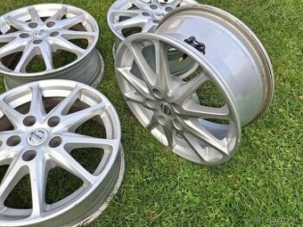 samotné 16" ALU 5x114,3 NISSAN + TPMS