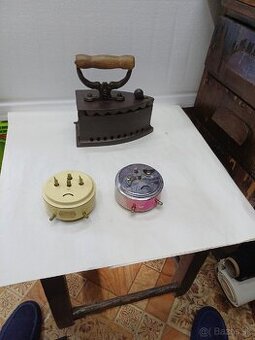 Predám starožitnu žehličku dobrom stave