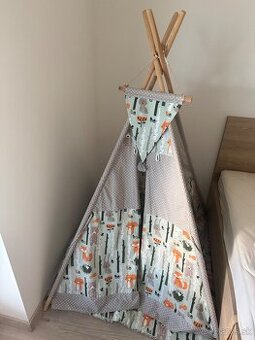 Detský teepee stan Zvieratká les 1