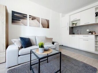 ✅ ZREKONŠTRUOVANÝ 2+KK PRIAMO V CENTRE