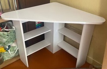 Rohový písací stôl