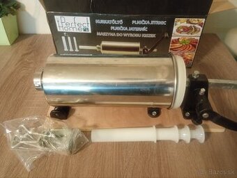 Plnička na klobásy