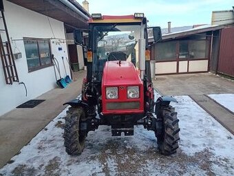 Malotraktor belarus 320,4