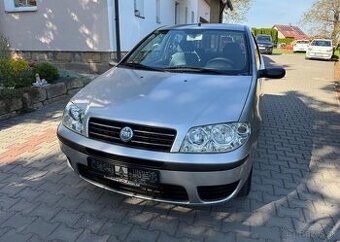 Fiat Punto 1,2i klima Nová STK benzín manuál 44 kw