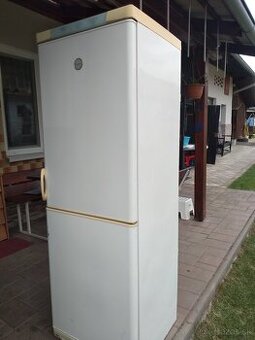 Kombinovaná chladnička s mrazničkou ELEKTROLUX