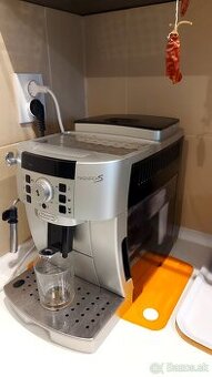 DeLonghi MAGNIFICA S