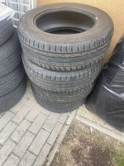 Predám letnú sadu pneumatík 195/65 R15