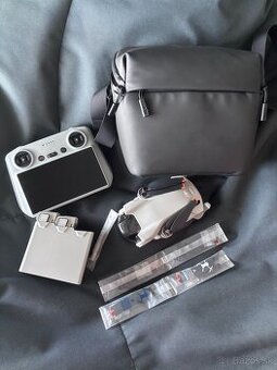 Dji Mini 3 combo RC - top stav - 1