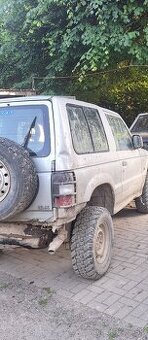 Mitsubishi pajero