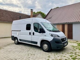 Obytná dodávka, autokaravan - 1