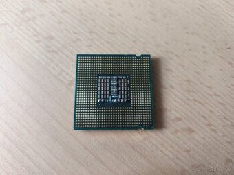 CPU
