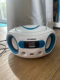 Prenosne CD s radiom a USB