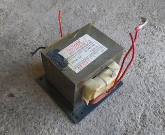 MOT - VN Transformátor pre mikrovlnky