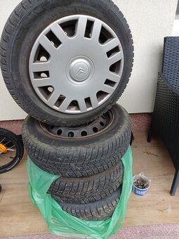 Predam 175/65 R14 + disky + puklice